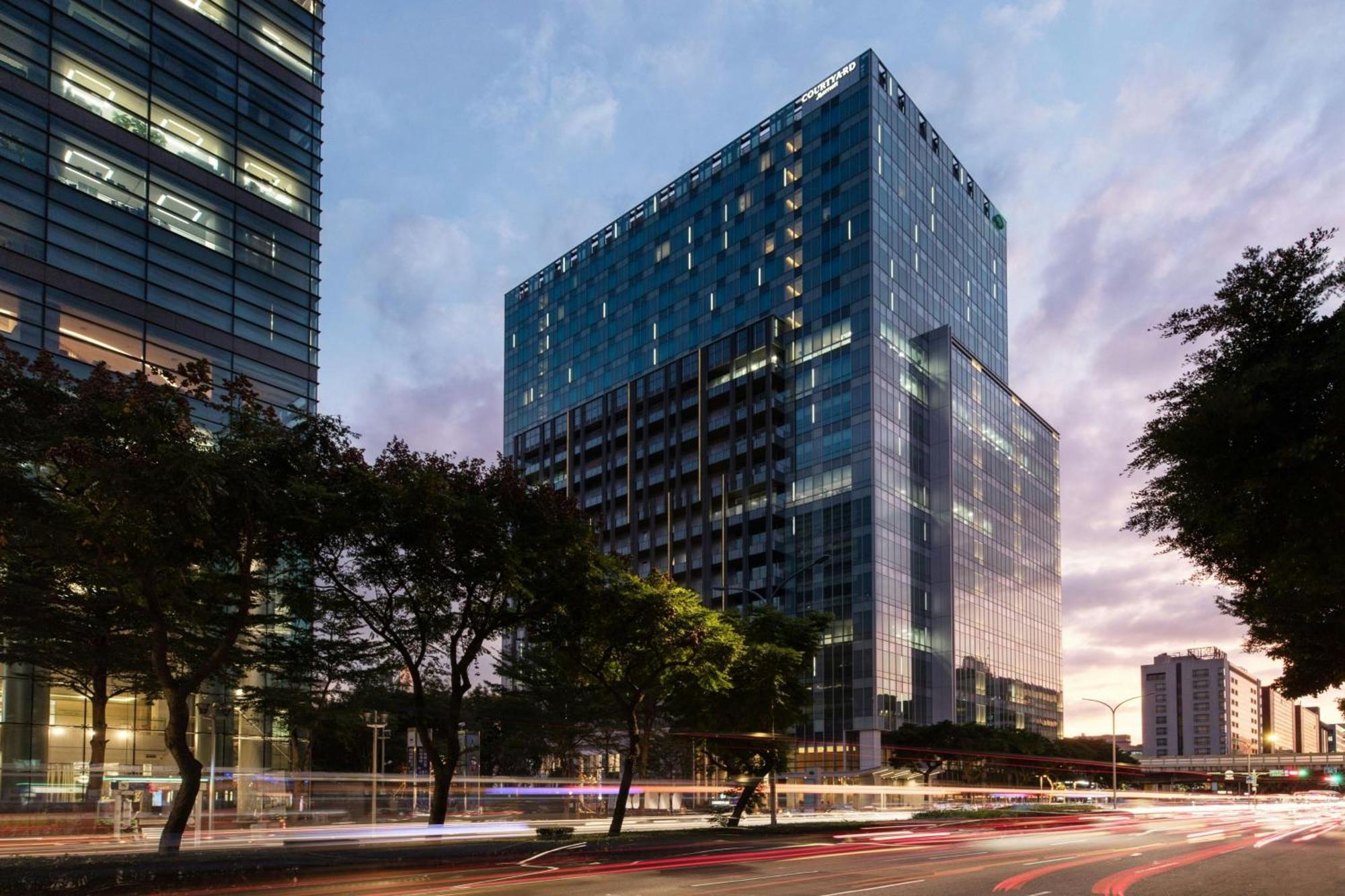 Courtyard By Marriott Taipei Downtown Hotel Ngoại thất bức ảnh